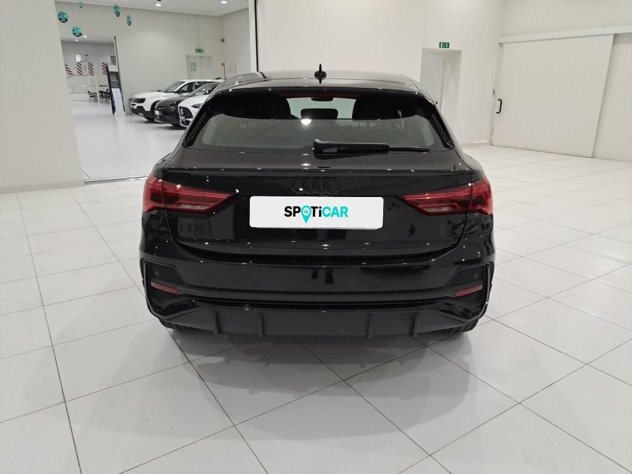 Audi Audi Q3 usata 16