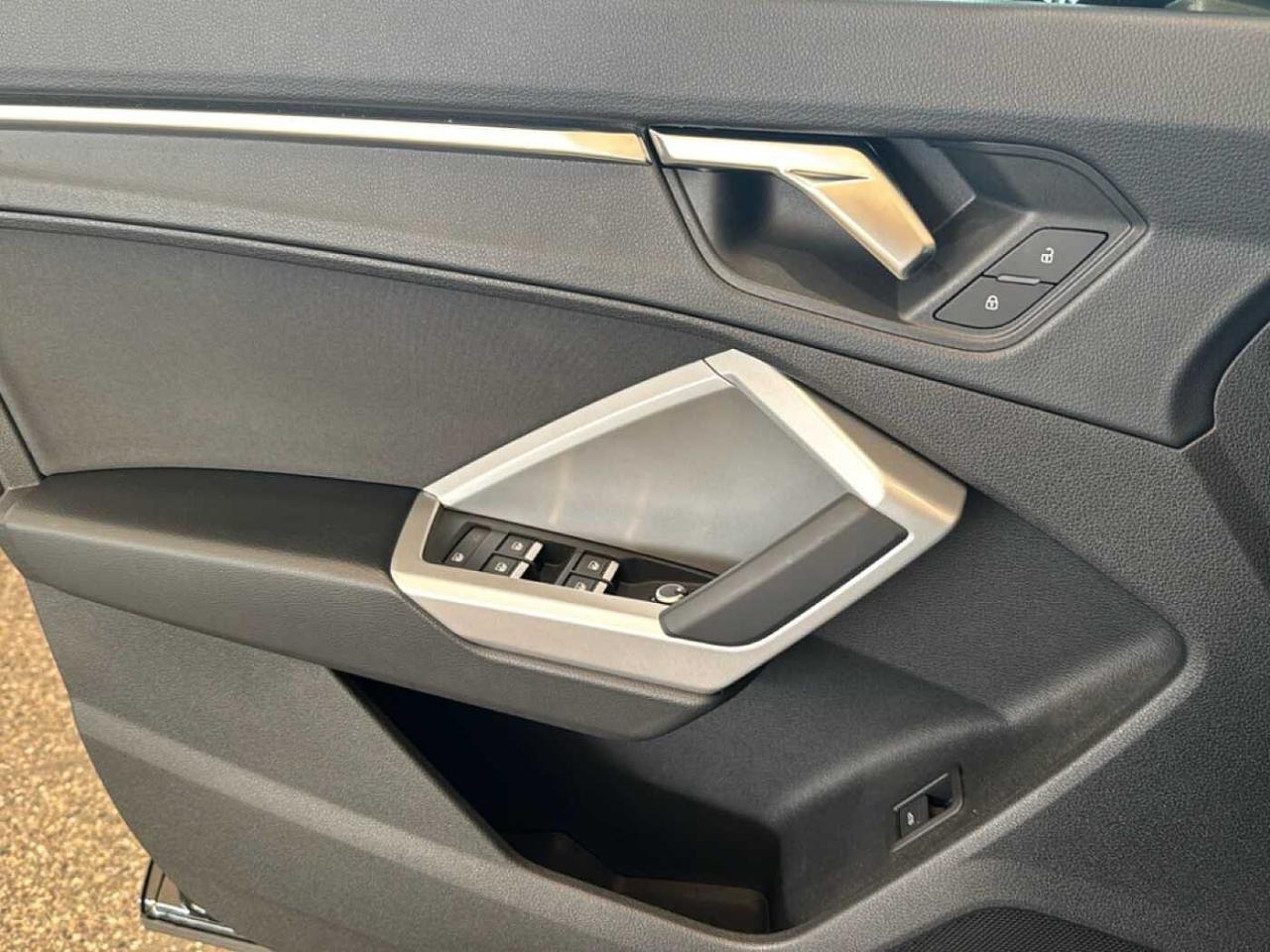 Audi Audi Q3 usata 8