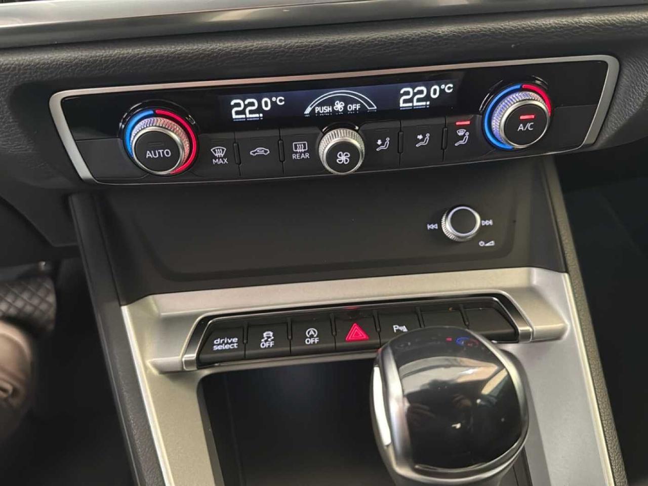 Audi Audi Q3 usata 9