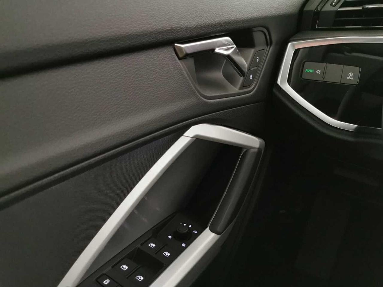 Audi Audi Q3 usata 5