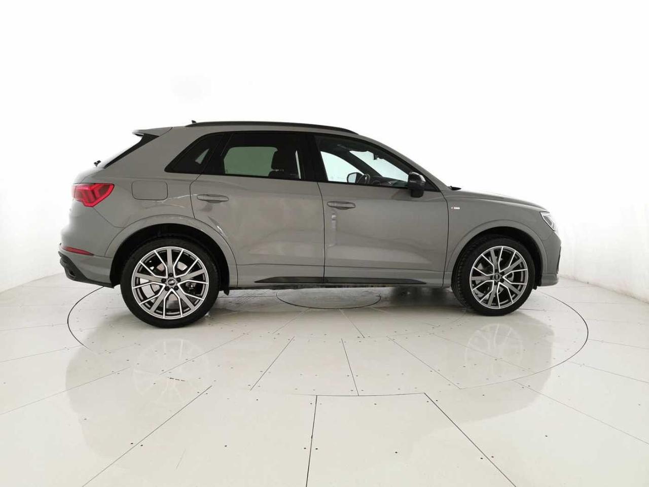 Audi Audi Q3 usata 24
