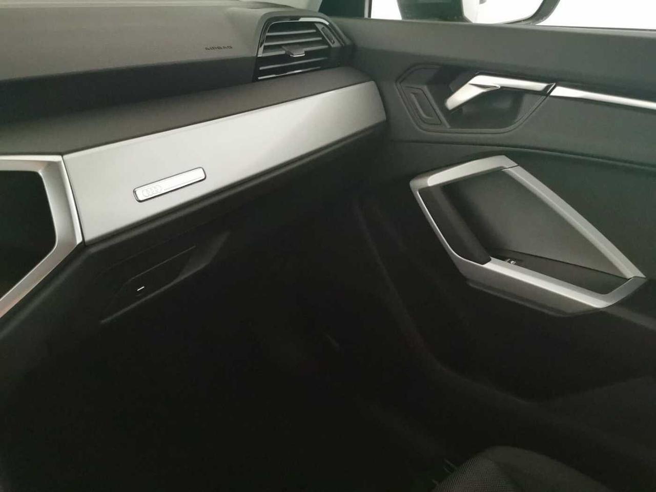 Audi Audi Q3 usata 12