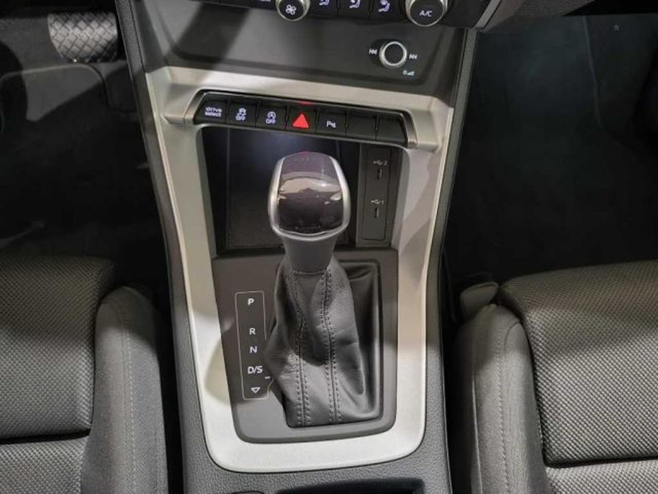 Audi Audi Q3 usata 9