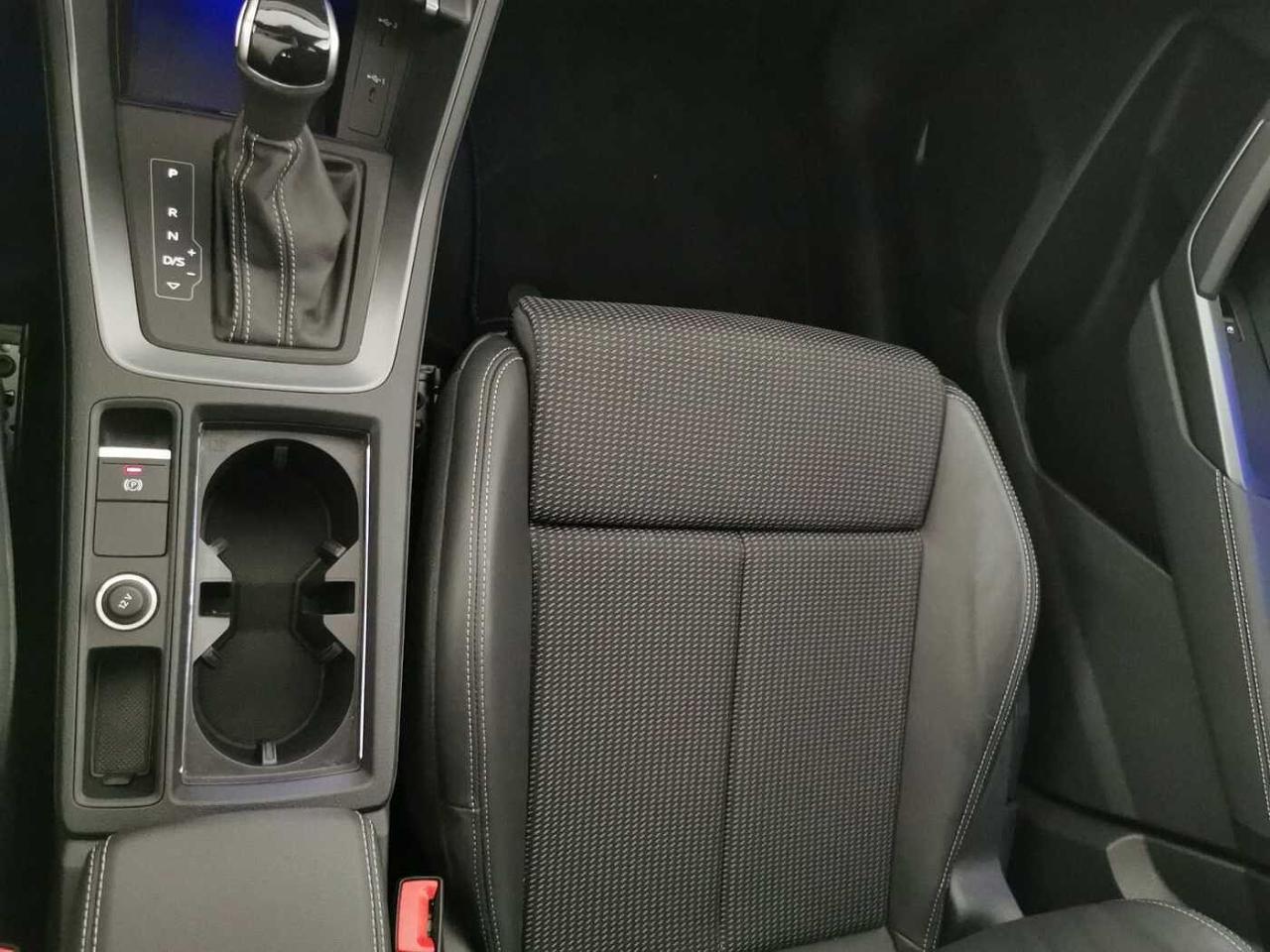 Audi Audi Q3 usata 10