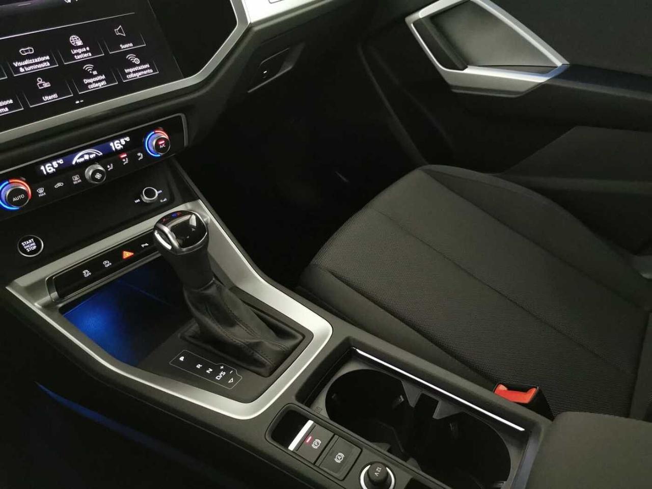 Audi Audi Q3 usata 9