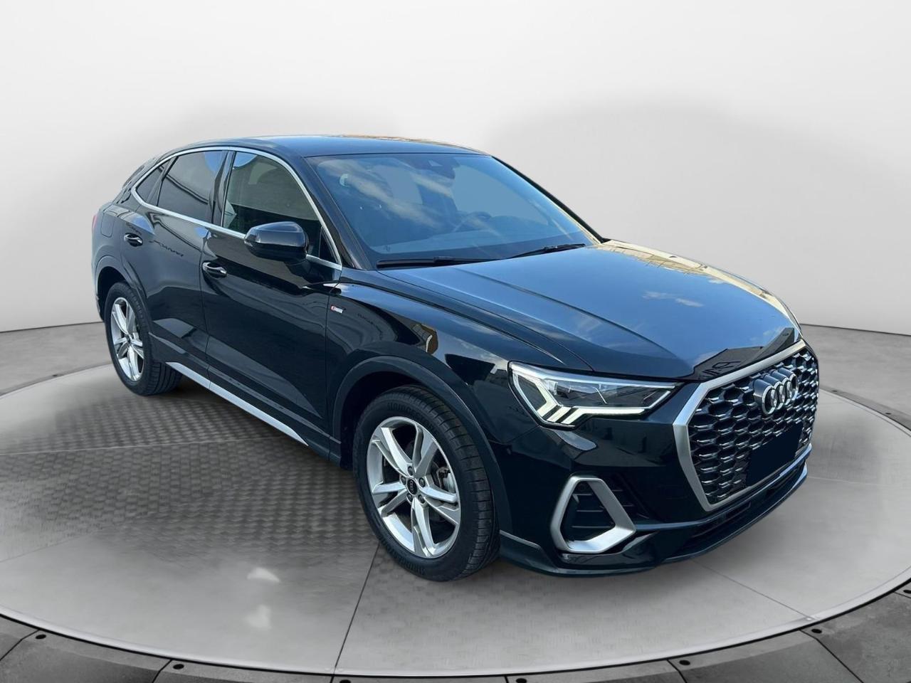 Audi Audi Q3 usata 11