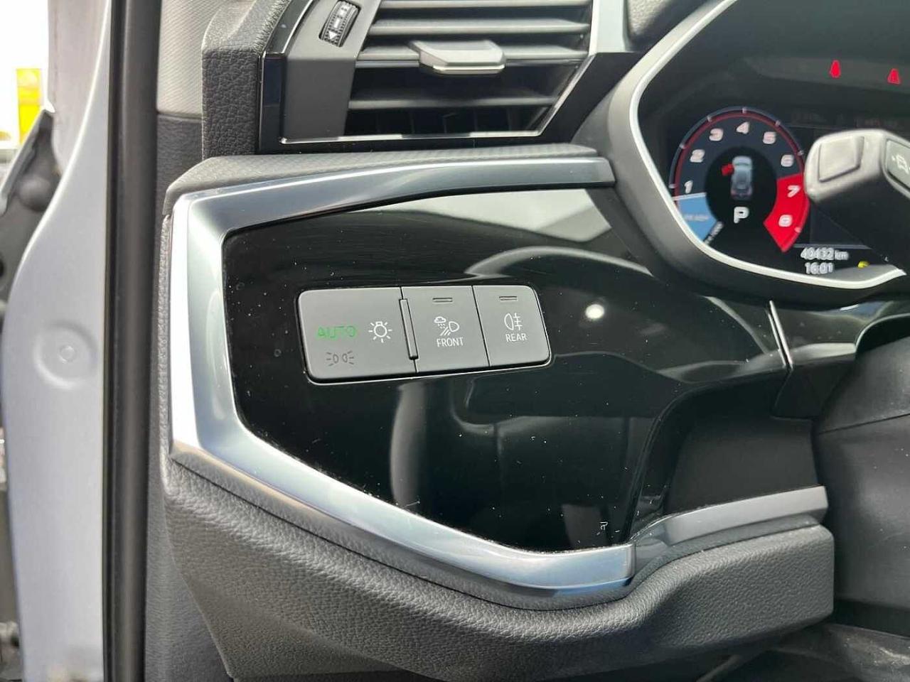 Audi Audi Q3 usata 10