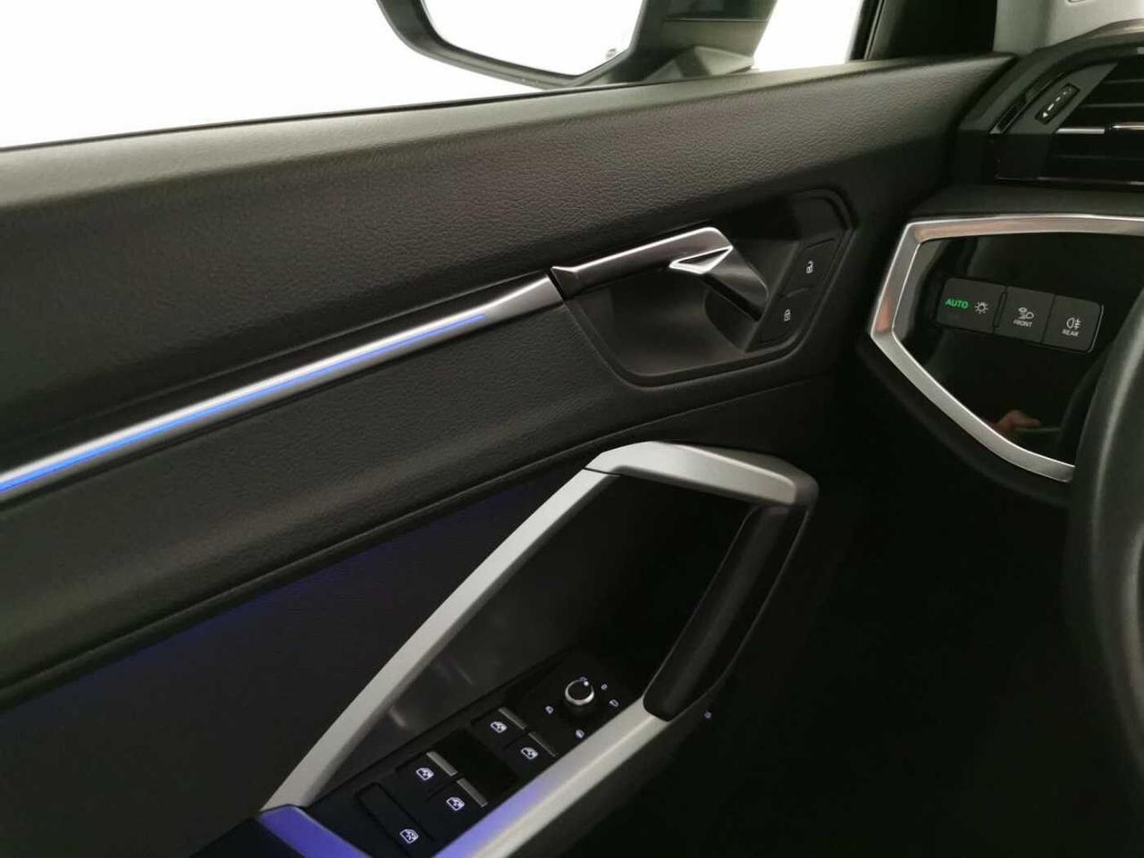 Audi Audi Q3 usata 9