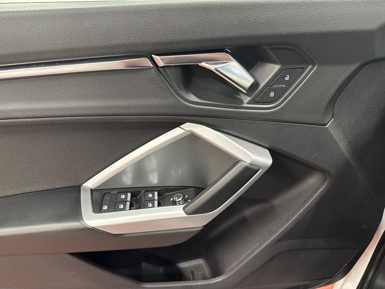 Audi Audi Q3 usata 8