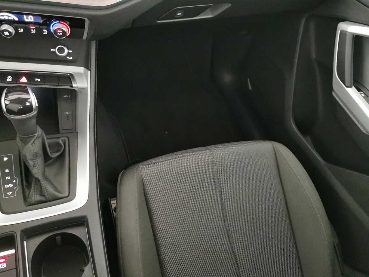 Audi Audi Q3 usata 6