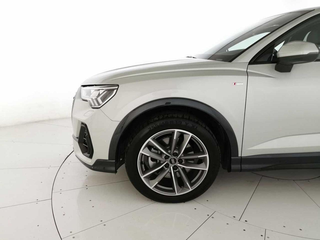 Audi Audi Q3 usata 23