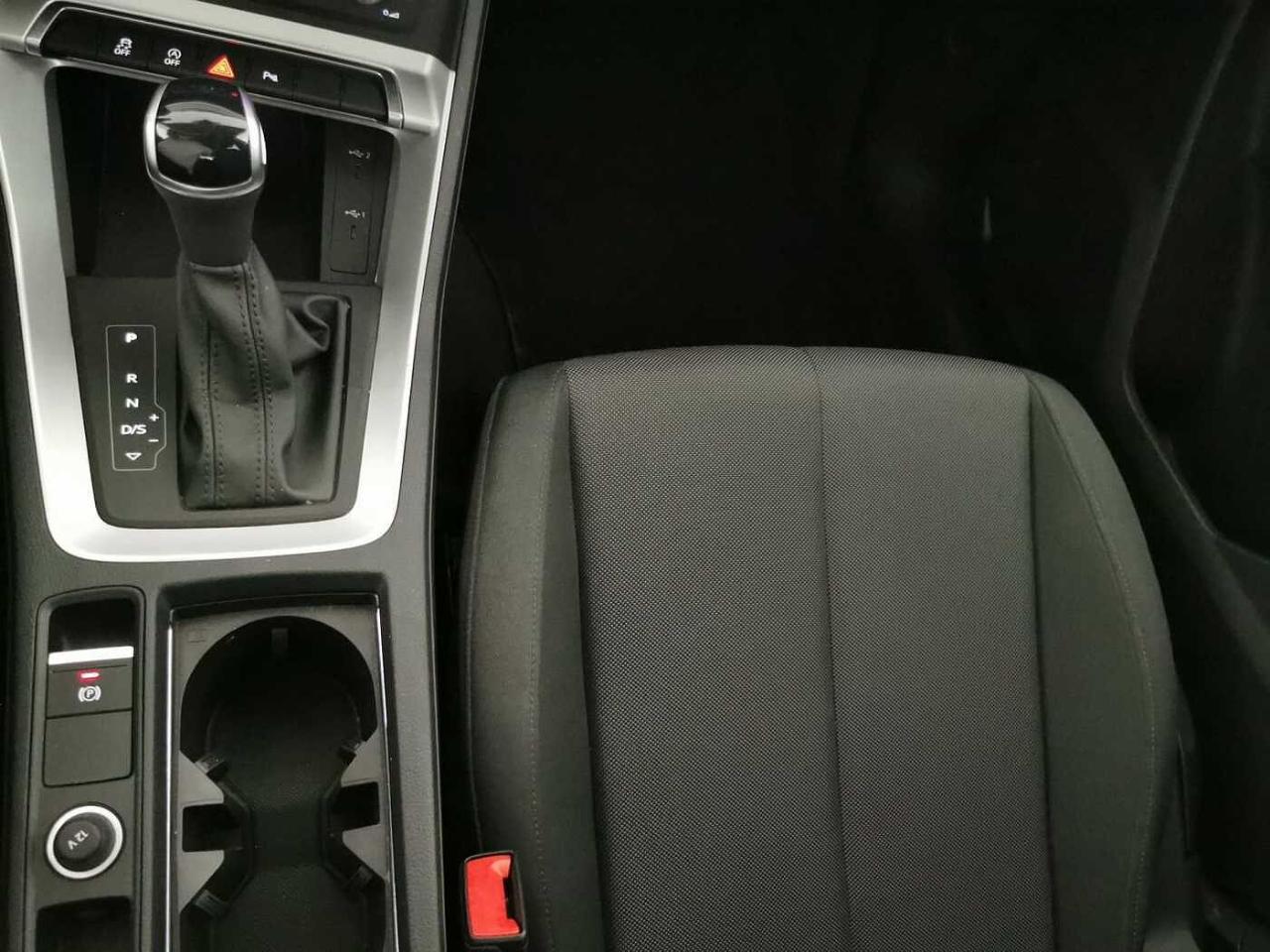 Audi Audi Q3 usata 16