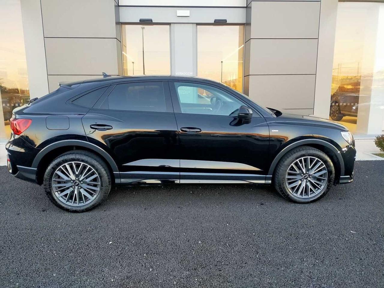 Audi Audi Q3 usata 11