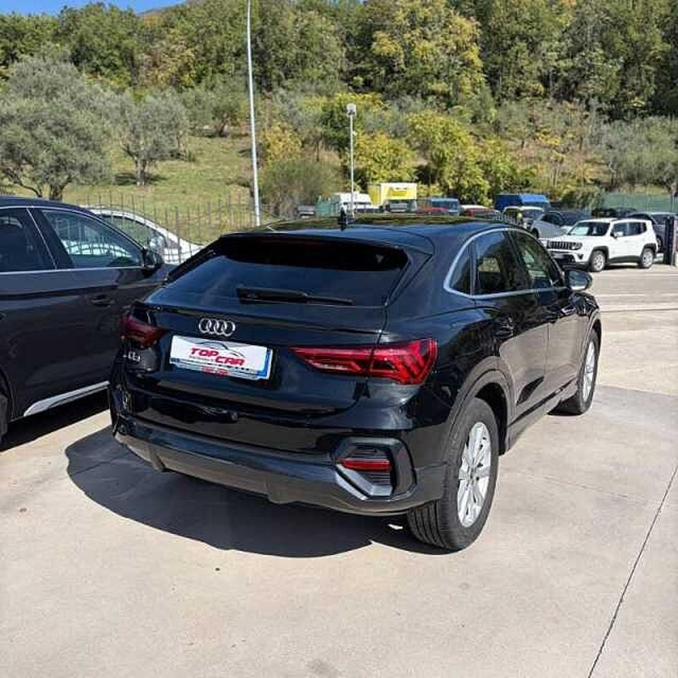 Audi Audi Q3 usata 16