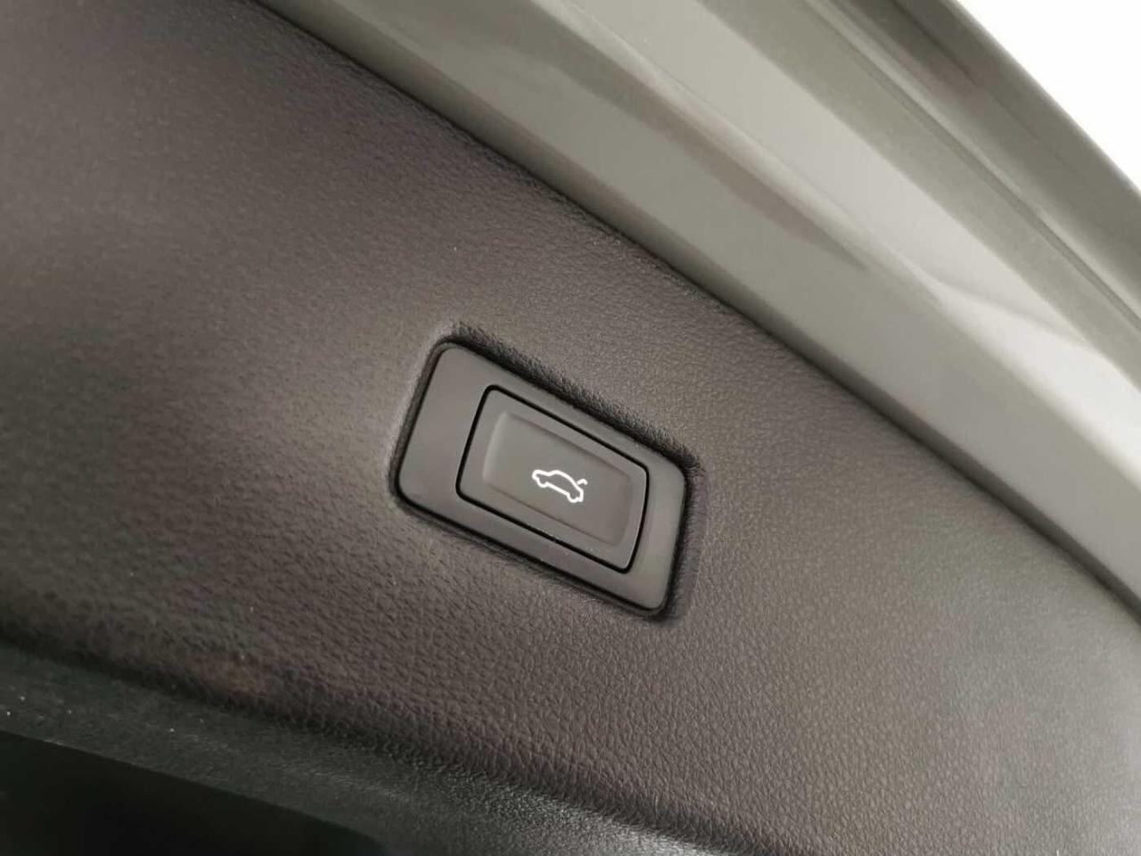 Audi Audi Q5 usata, con Isofix