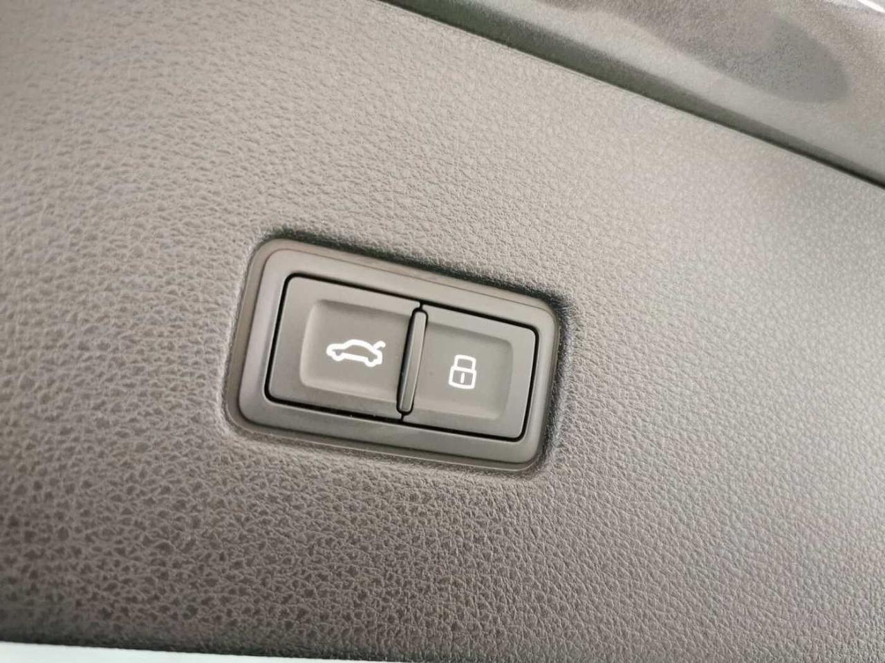 Audi Audi Q8 usata 21