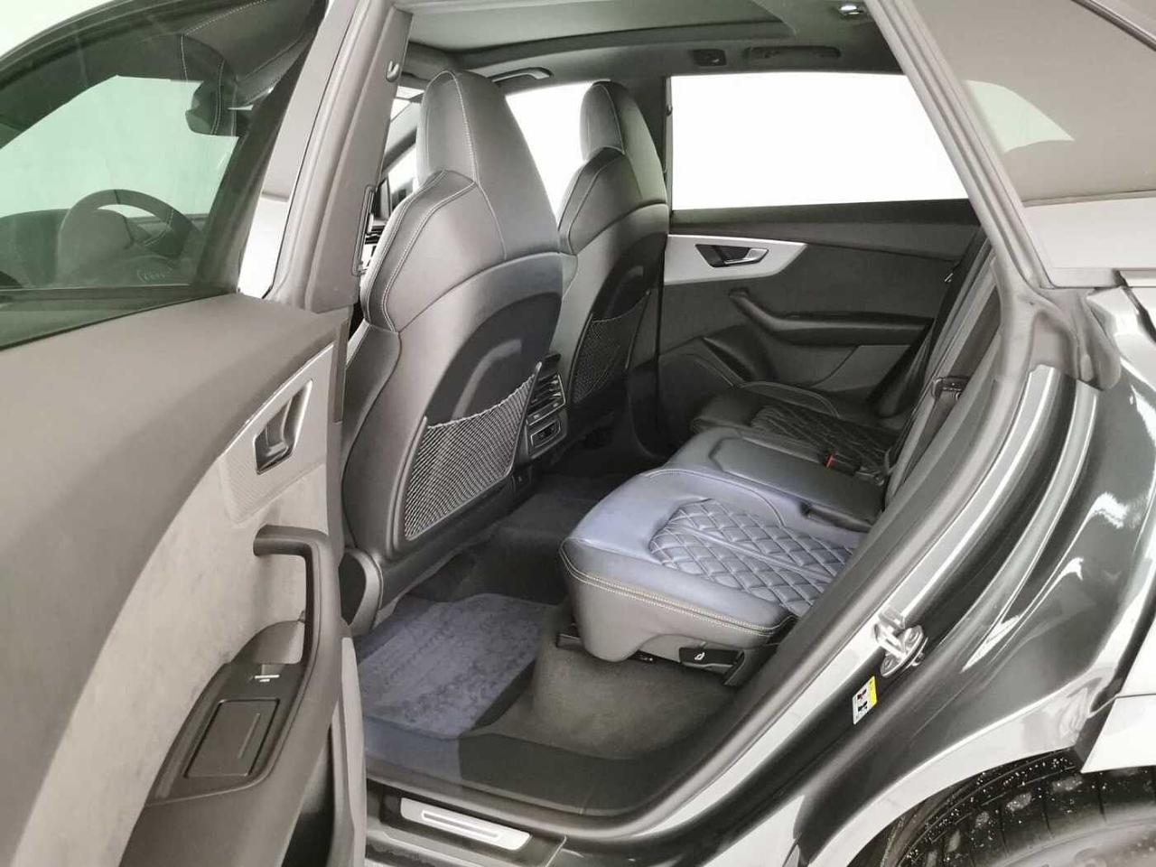 Audi Audi Q8 usata 26