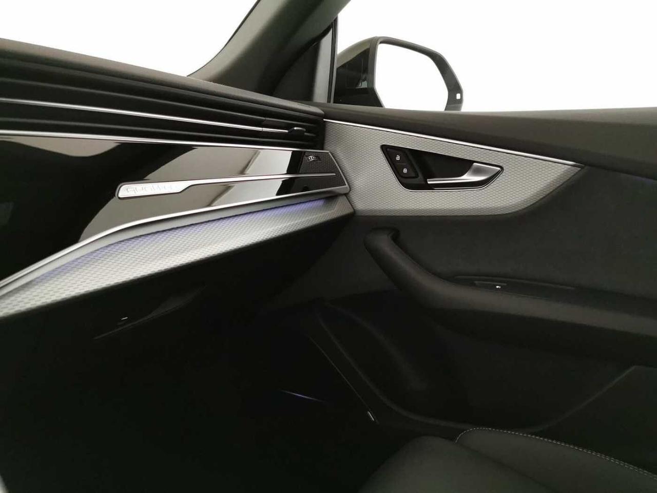 Audi Q8 - Foto 3