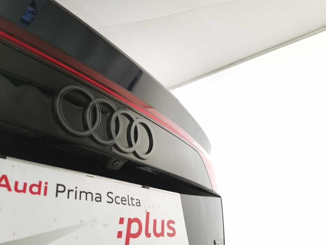 Audi Q8 - Foto 2