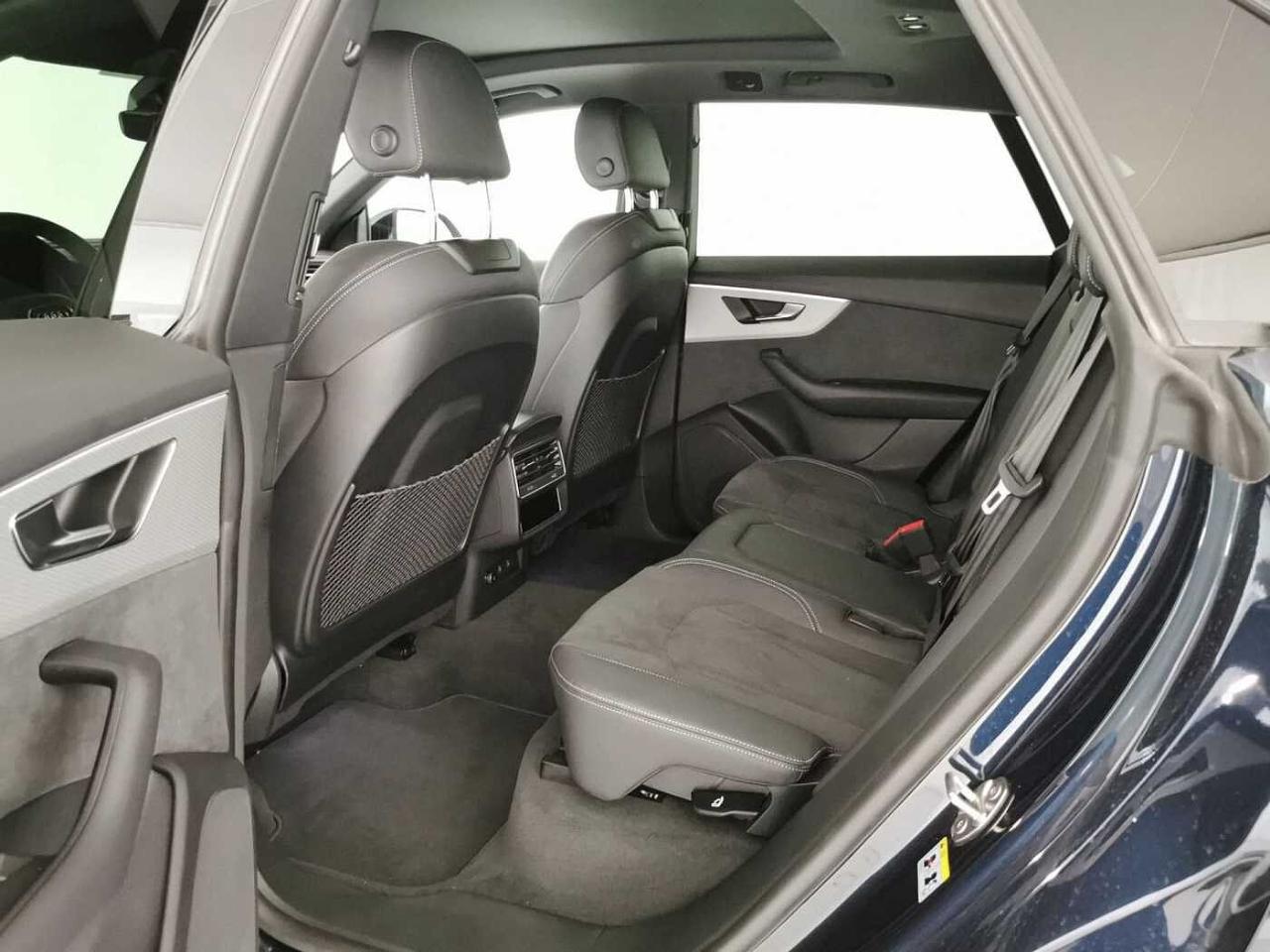 Audi Q8 - Foto 4