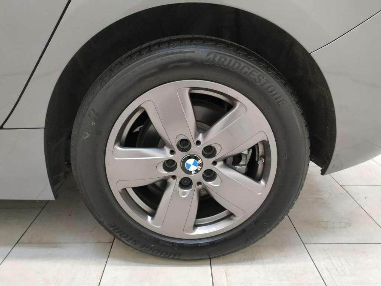 BMW Bmw Serie 1 usata, con cerchi in lega