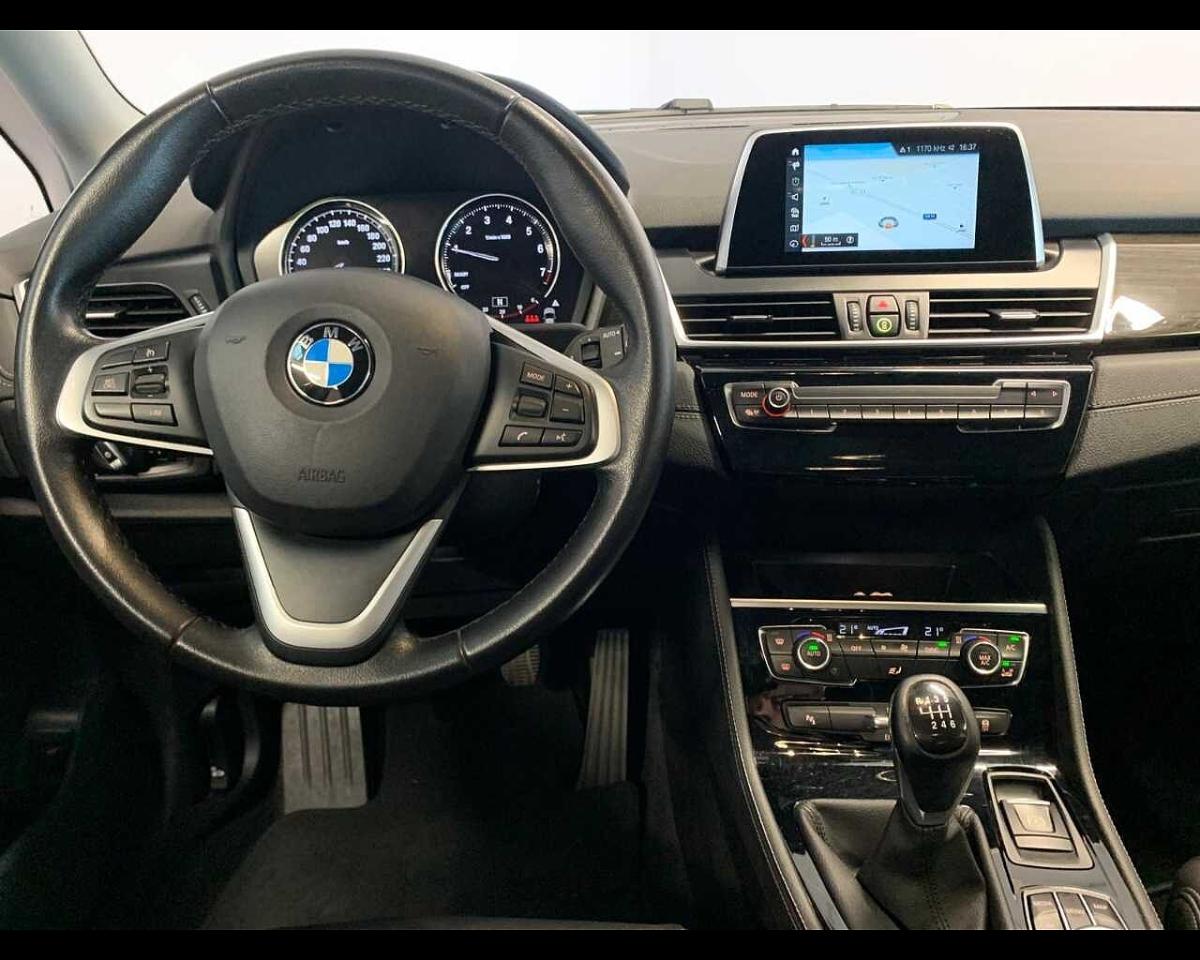 BMW Bmw Serie 2 usata, con 3 cilindri