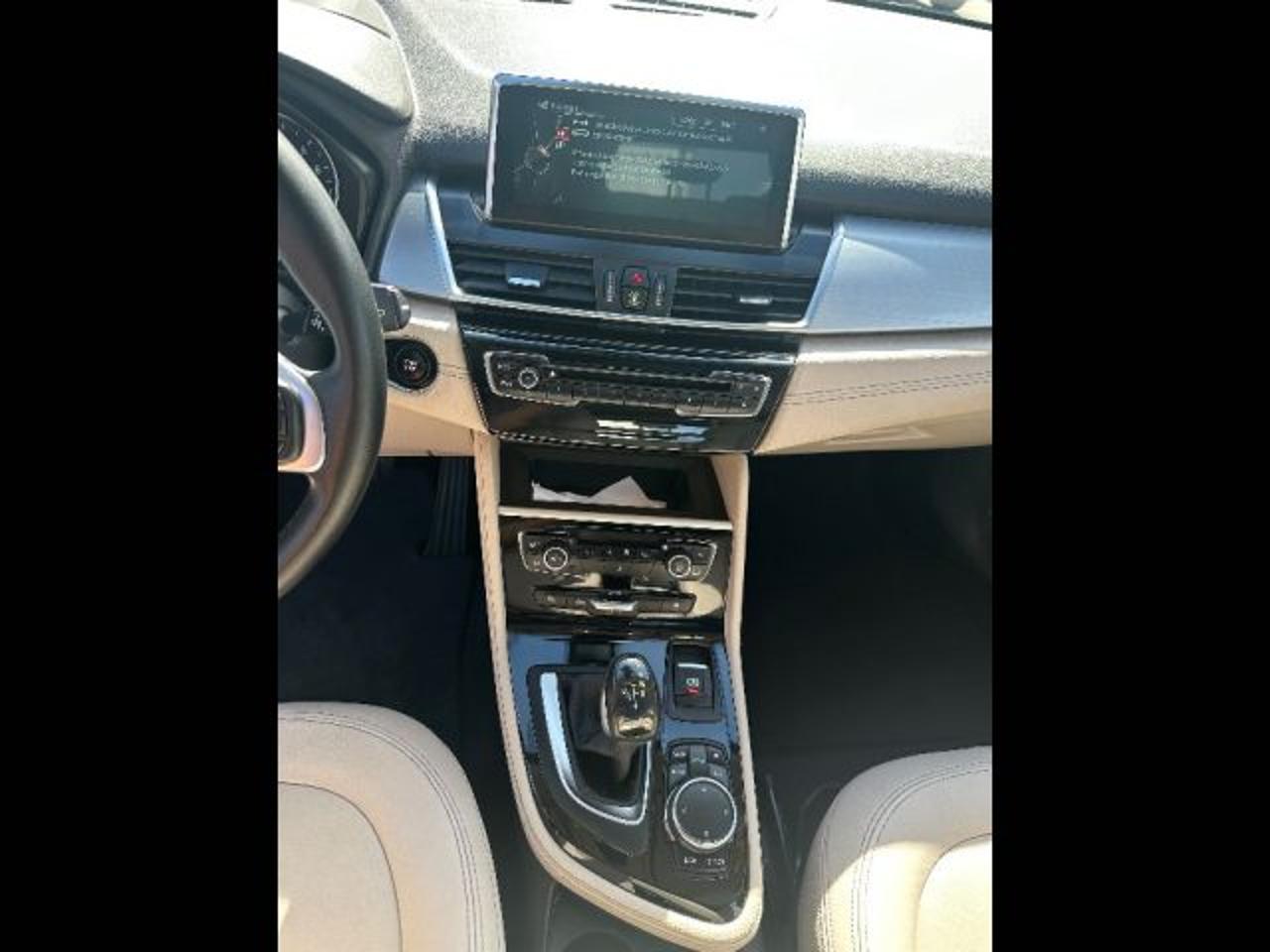 BMW Bmw Serie 2 usata, con cerchi in lega