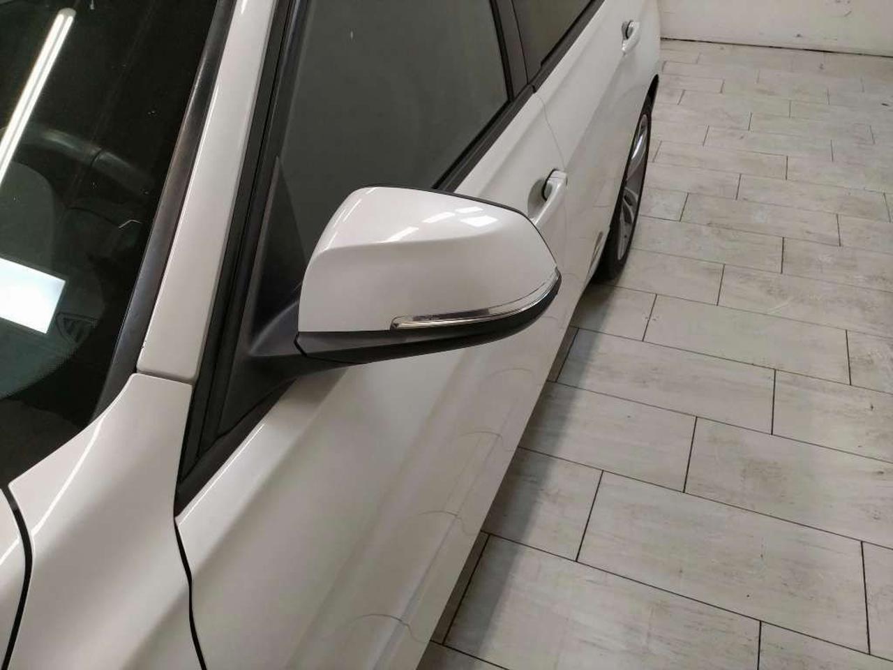 BMW Bmw Serie 3 usata, con cerchi in lega