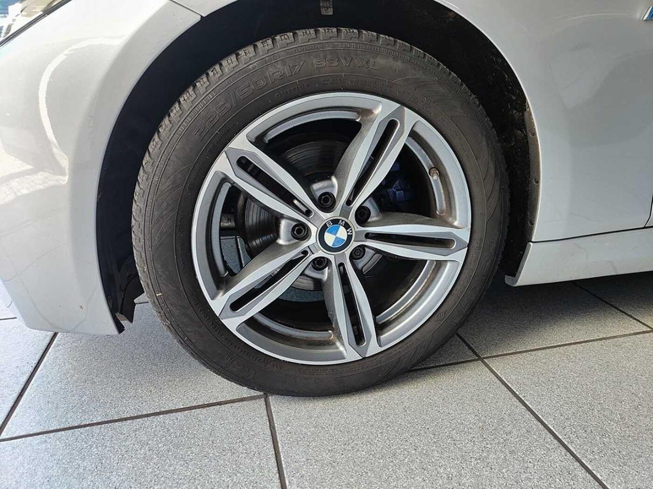BMW Bmw Serie 3 usata, con 4x Airbag (fontali + laterali)