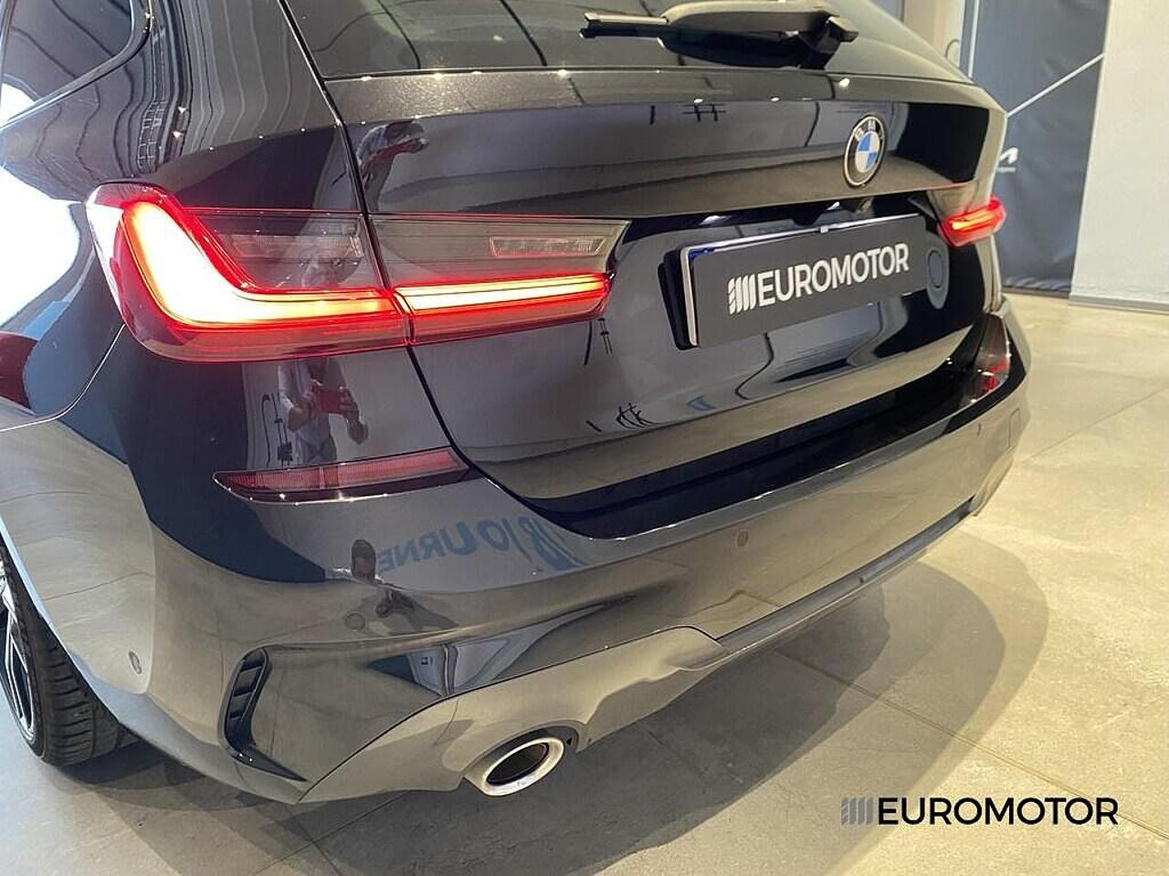 BMW Bmw Serie 3 usata, con 6x Airbag (fontali + laterali + testa)