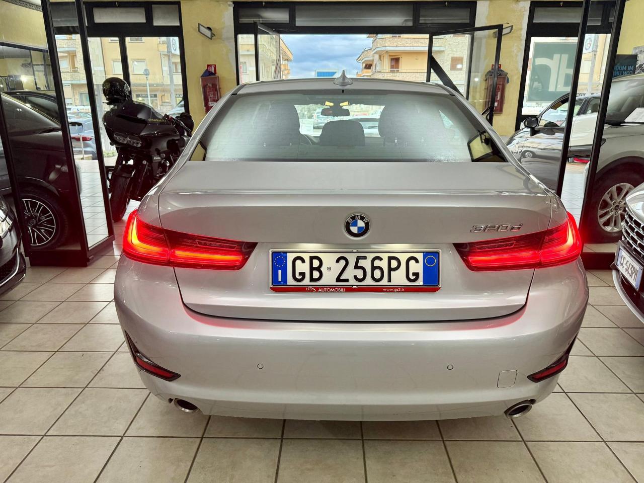 BMW Bmw Serie 3 usata 2