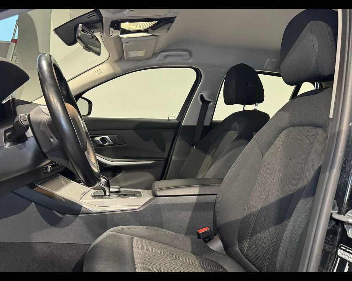 BMW Bmw Serie 3 usata, con sensori parcheggio posteriori