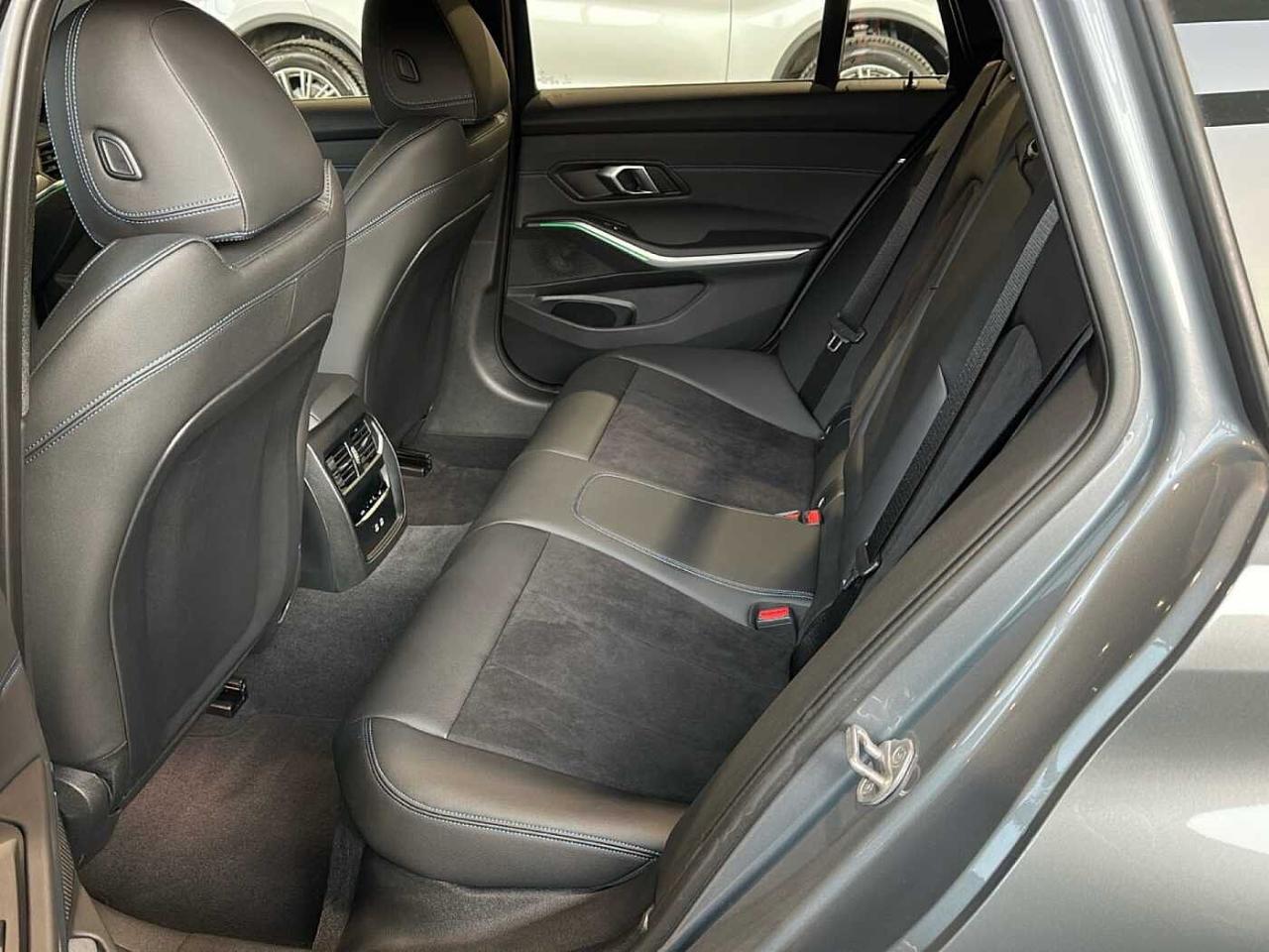 BMW Bmw Serie 3 usata 7