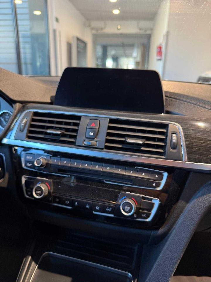 BMW Bmw Serie 4 usata, con 6x Airbag (fontali + laterali + testa)