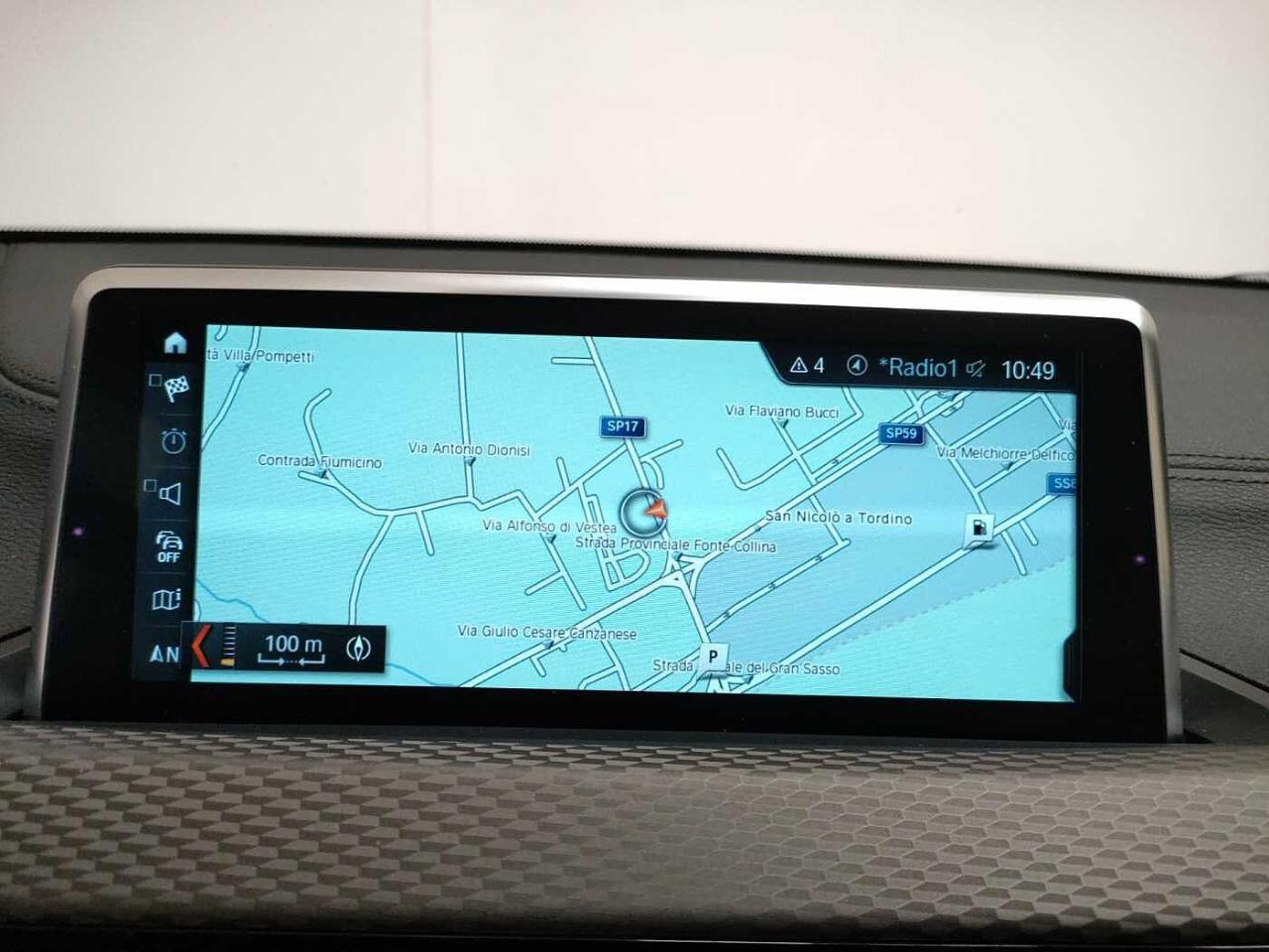 BMW Bmw X2 usata, con aeroblades in nero lucido posizionati sotto lo spoiler posteriore