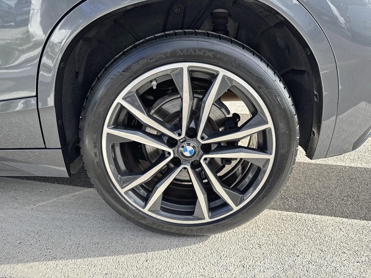 BMW Bmw X2 usata, con 6 altoparlanti subwoofer
