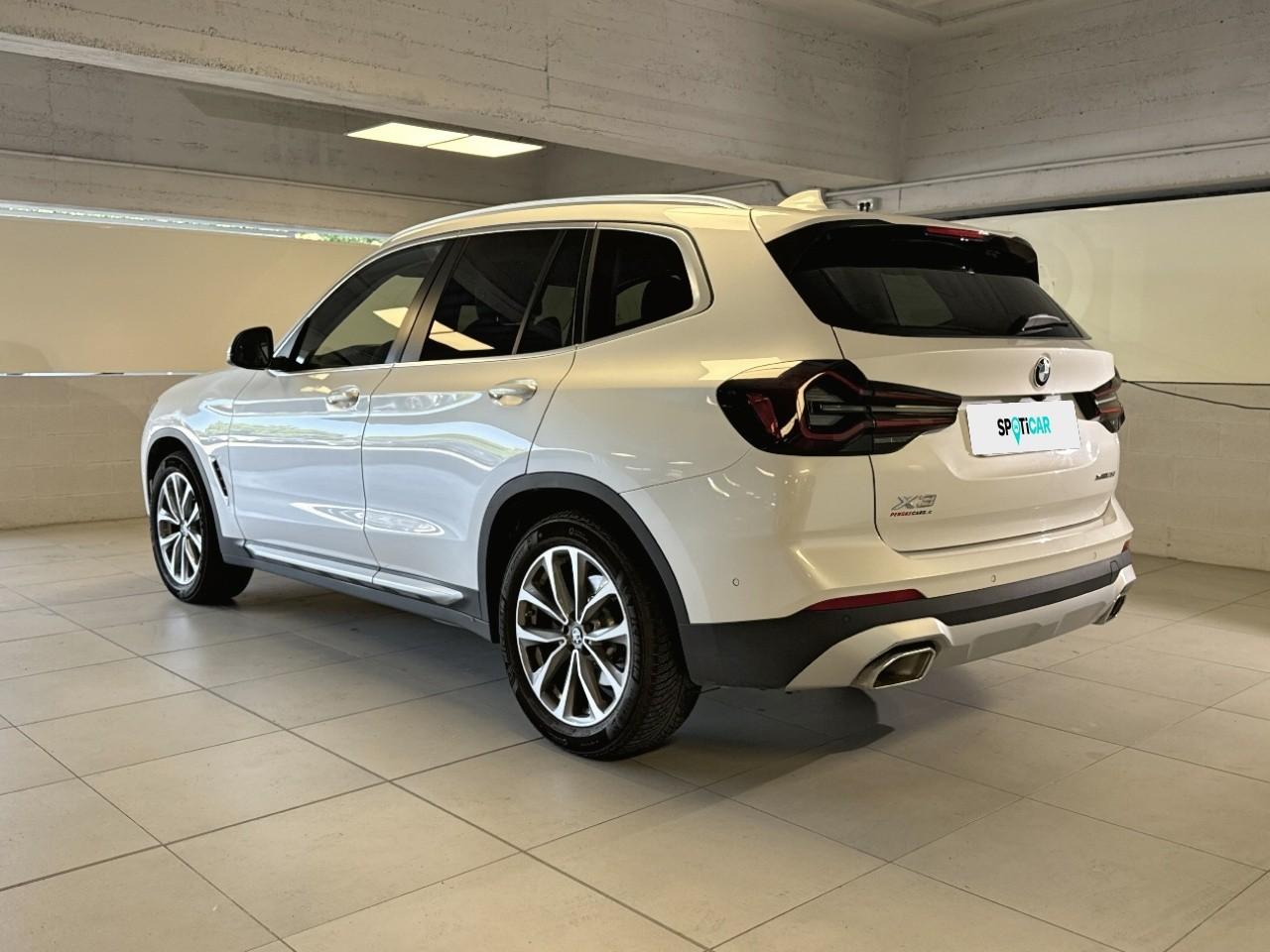 BMW Bmw X3 usata, con barre longitud.al tetto cromato/argento