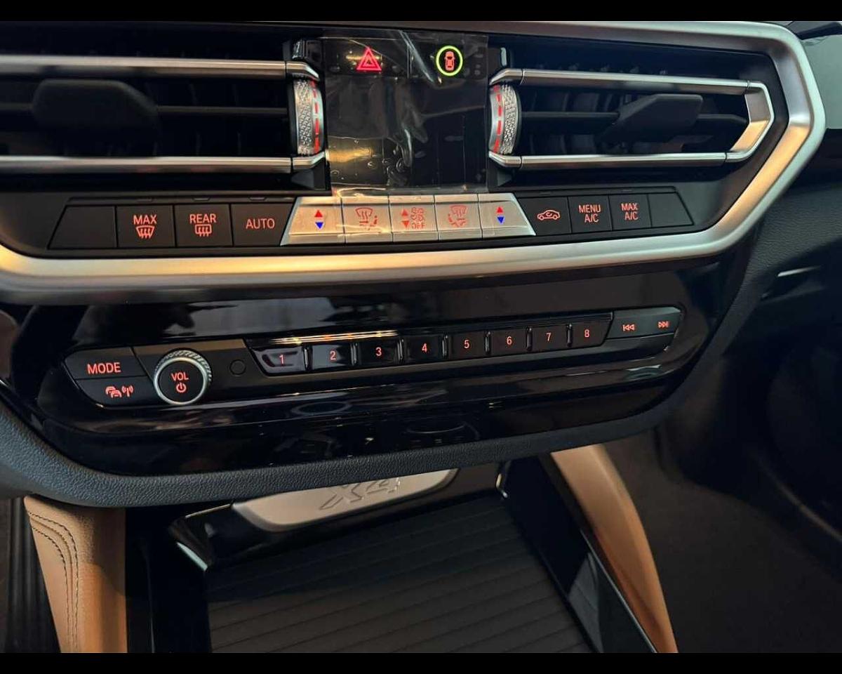 BMW Bmw X4 usata, con 6x Airbag (fontali + laterali + testa)