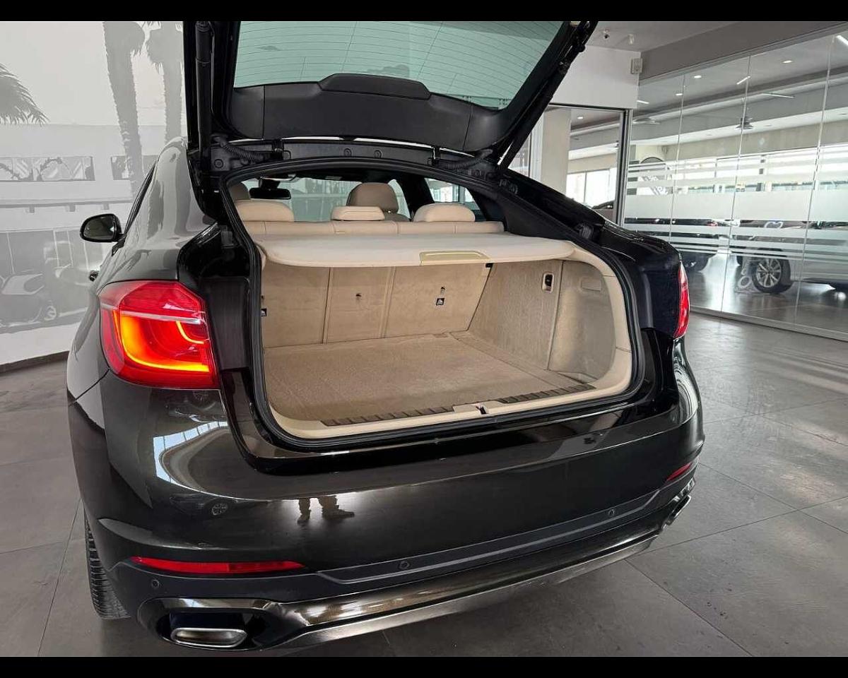 BMW Bmw X6 usata, con 6 cilindri