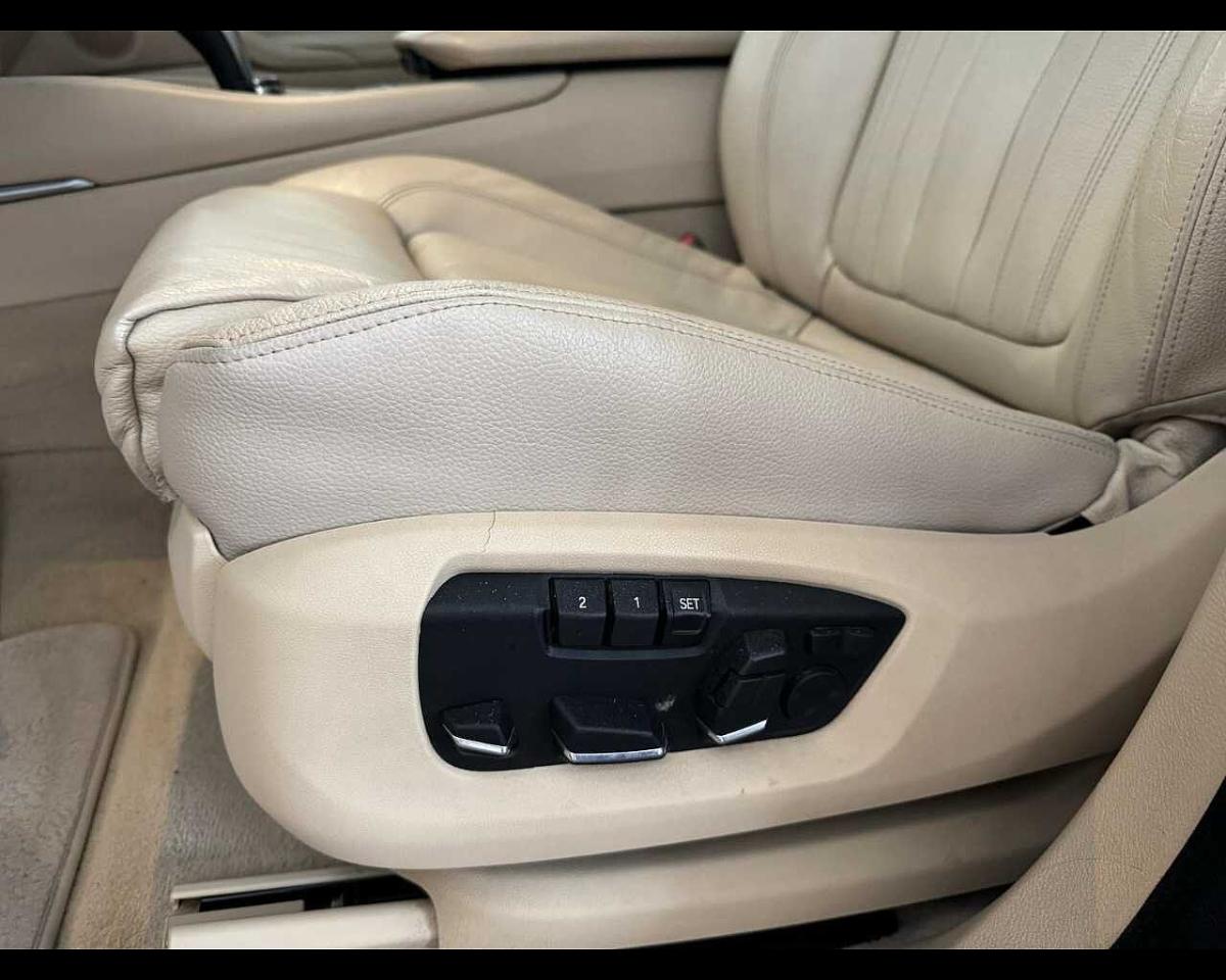 BMW Bmw X6 usata, con bracciolo porta oggetti
