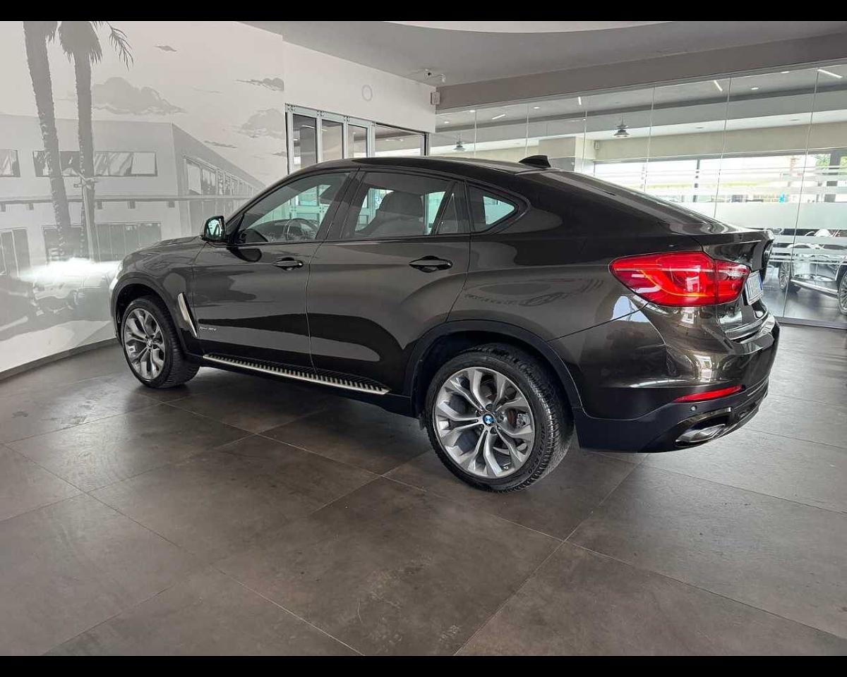 BMW Bmw X6 usata, con fari fendinebbia