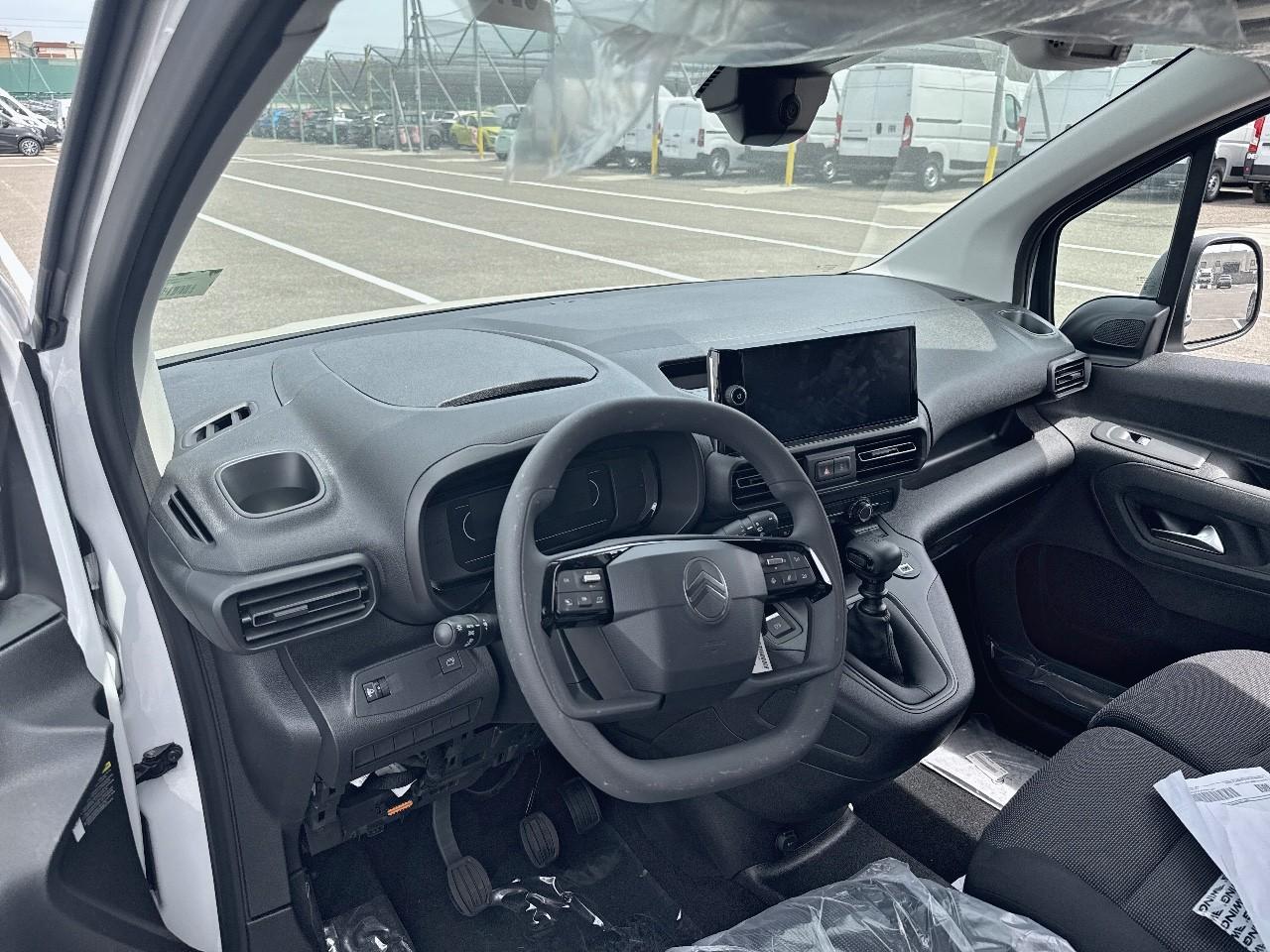 Citroën Citroën Berlingo usata, con airbag anteriore conducente, airbag anteriore passeggero con interrutore di disattivazione