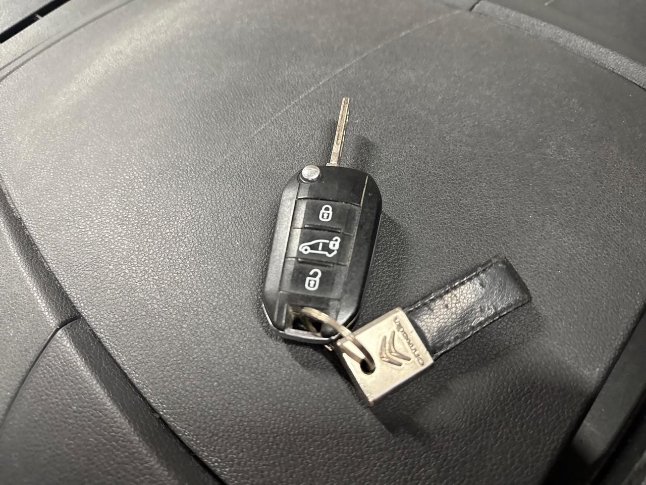 Citroën Citroën Berlingo usata, con cinture sicurezza ant. conducente con pretensionatori e reg. in altezza, cinture sicurezza ant. passeggero con pretensionatori e reg. in altezza, cinture sicurezza ant. centrale