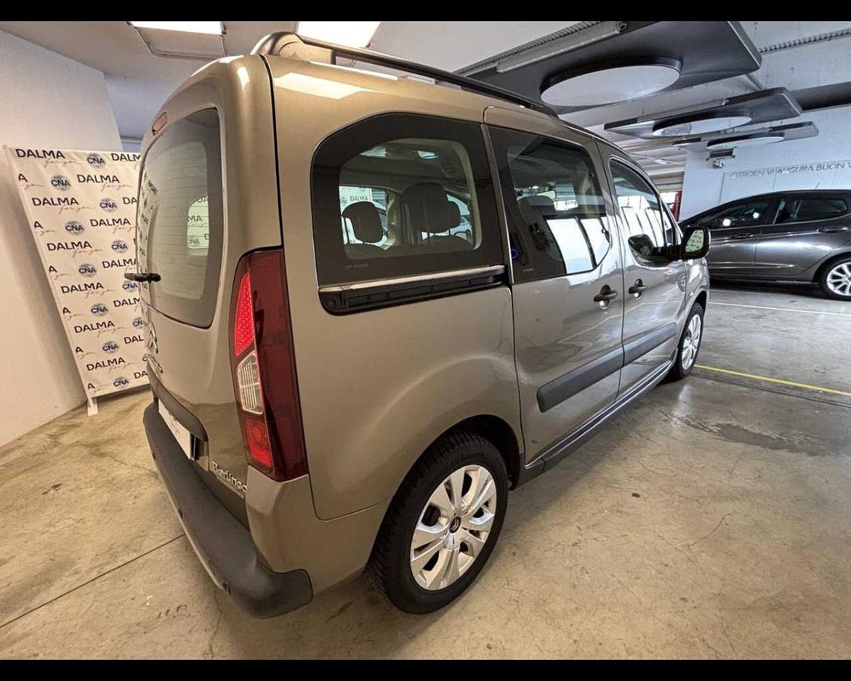 Citroën Citroën Berlingo usata, con luci diurne a led