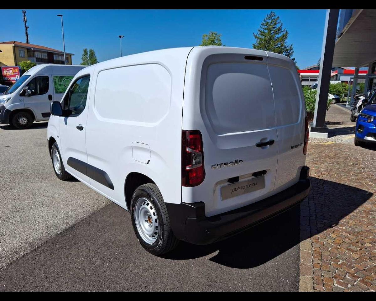 Citroën Citroën Berlingo usata, con calotte dei retrovisori nere