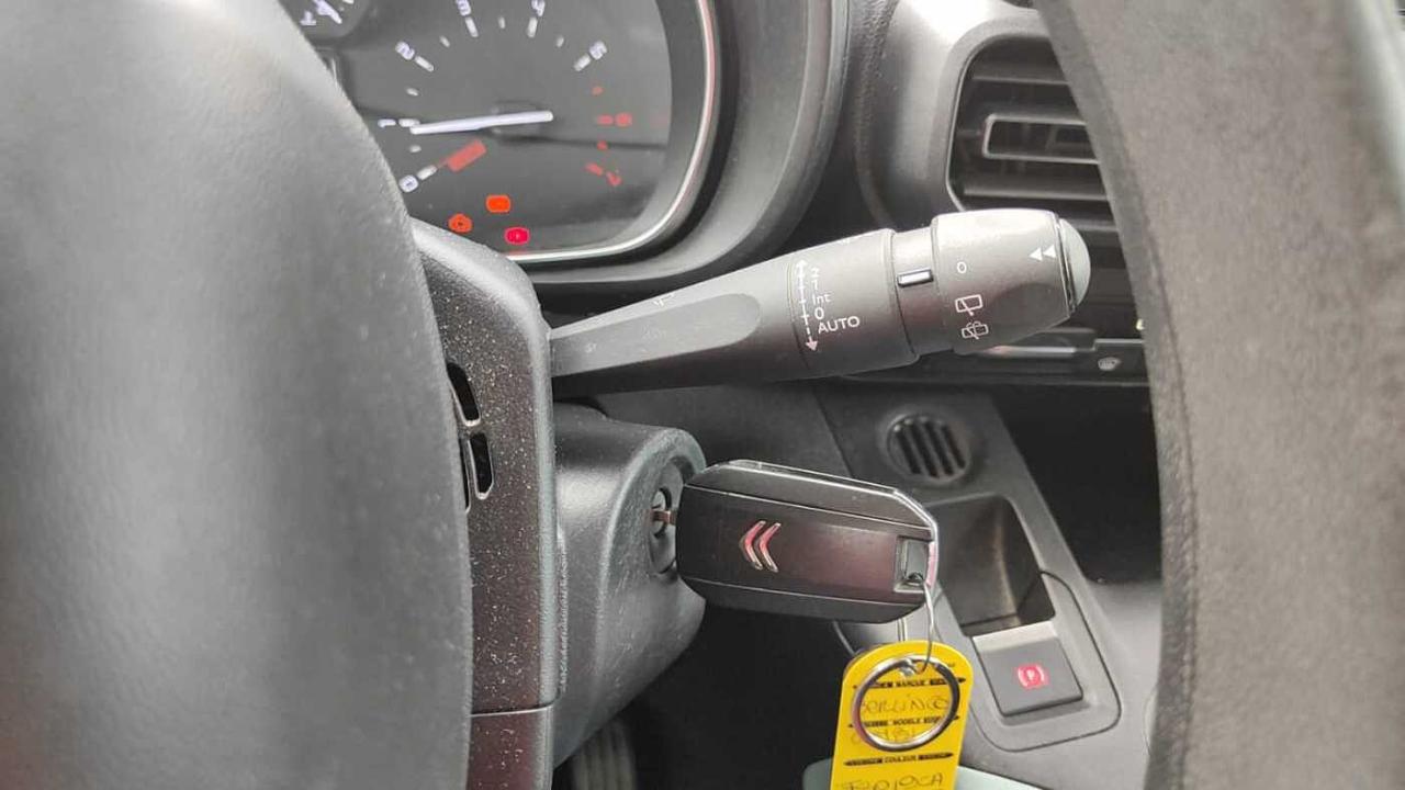 Citroën Citroën Berlingo usata, con interno antracite