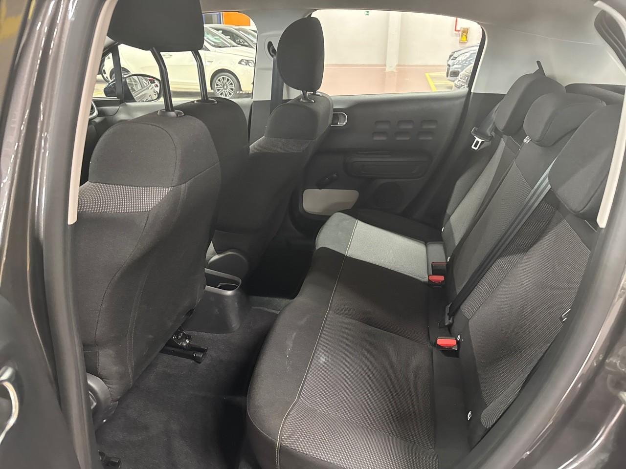 Citroën Citroën C3 usata, con 2 poggiatesta sedili ant. , con reg. in altezza, 3 poggiatesta sedili post. , con reg. in altezza