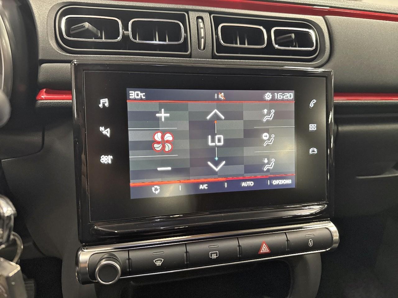 Citroën Citroën C3 usata, con 8,00 gigabyte memoria interna/hd