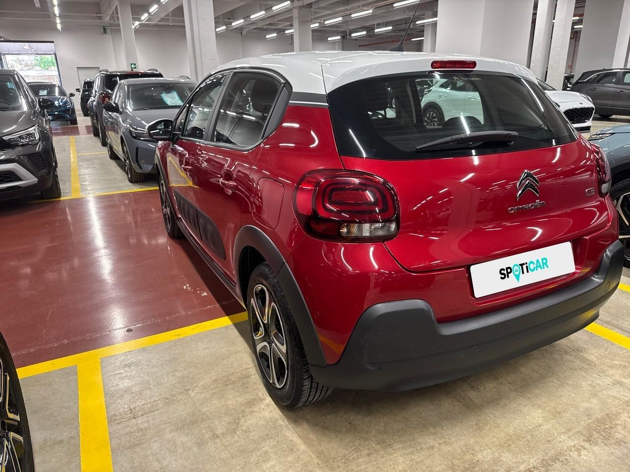 Citroën Citroën C3 usata, con comandi audio al volante