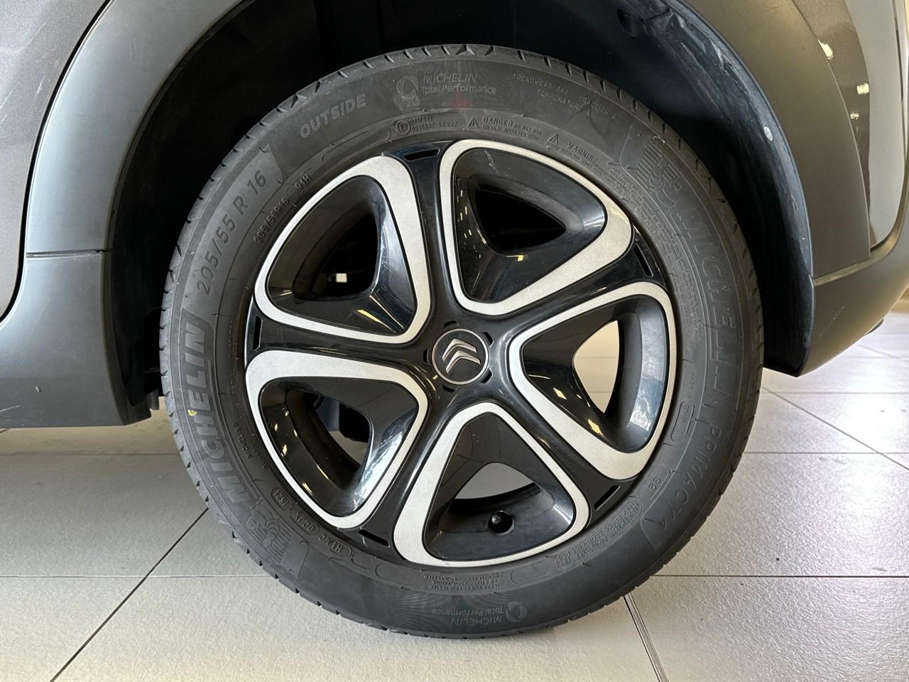 Citroën Citroën C3 usata, con 6 altoparlanti